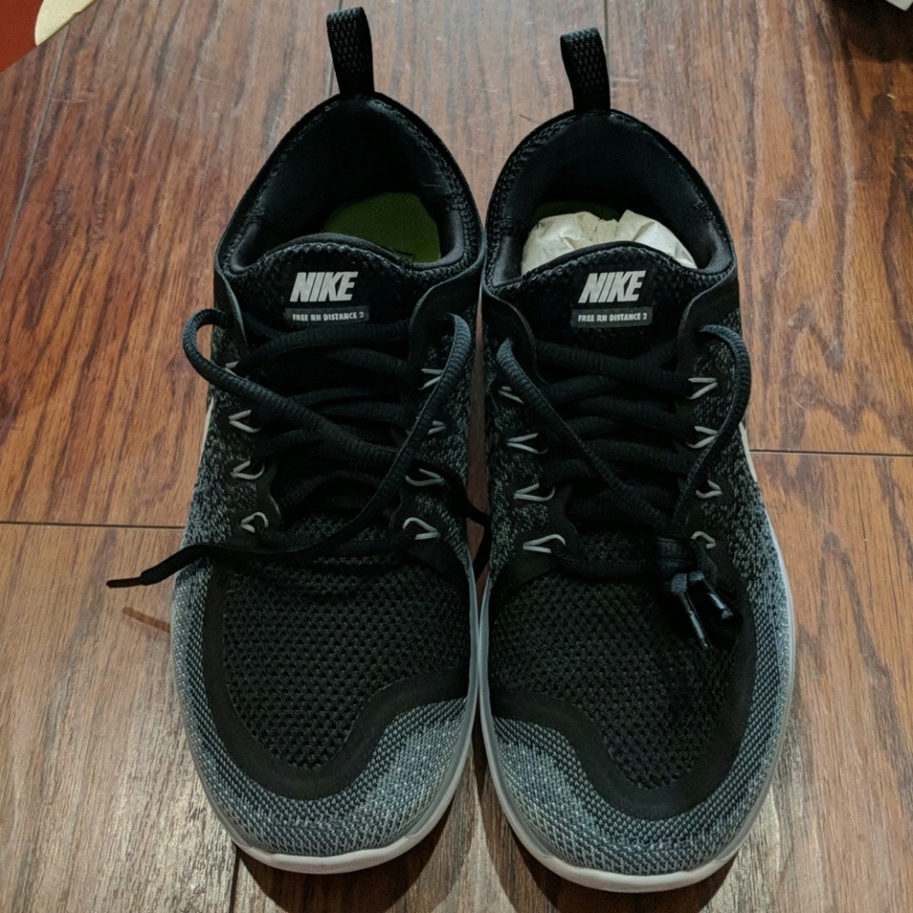 Nike free rn distance 2 womens 8.5